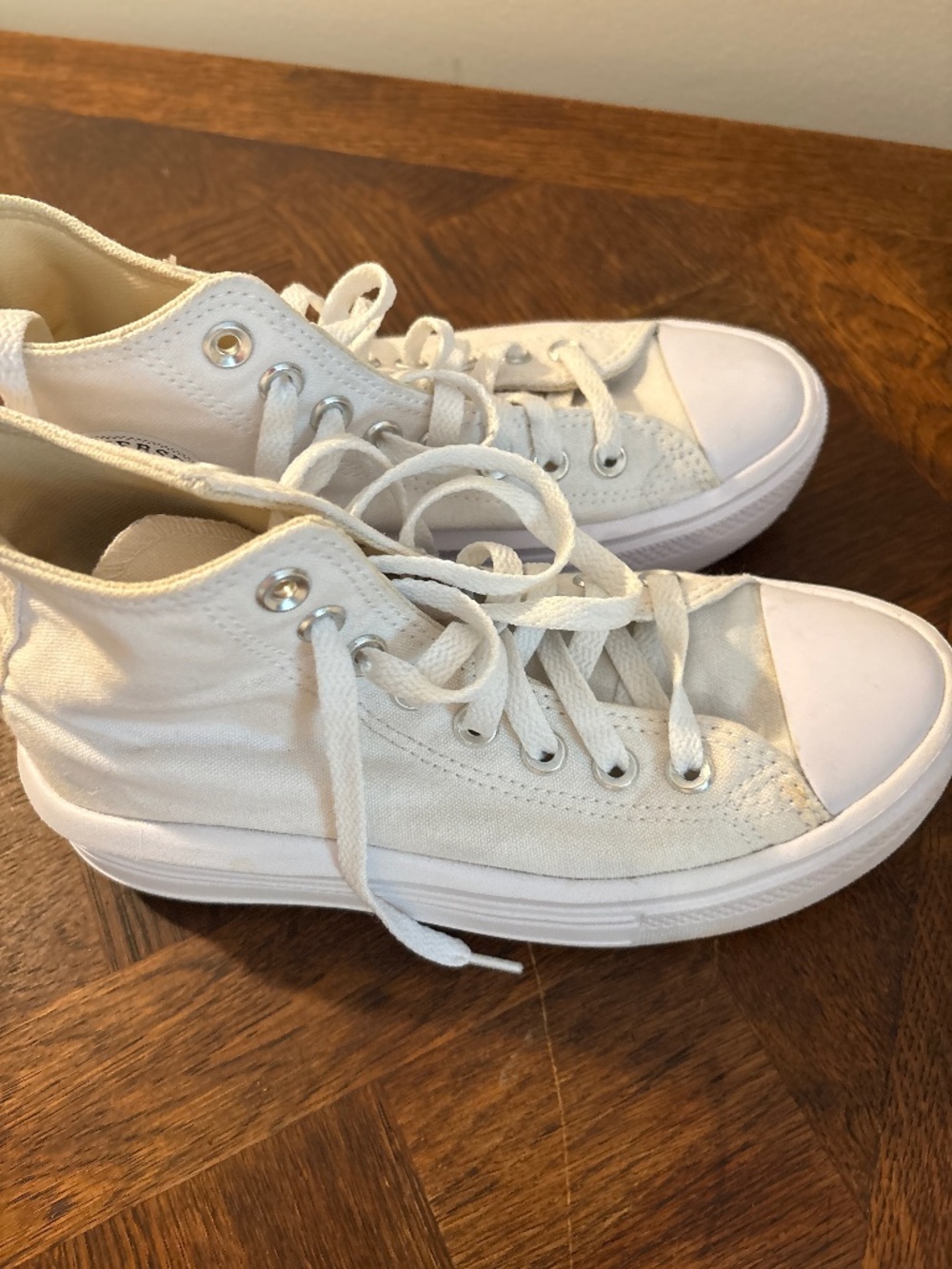 Converse chuck Taylor platform high top tennis shoes